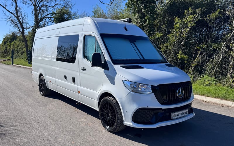 2023 Mercedes Sprinter 317 Premium Edition